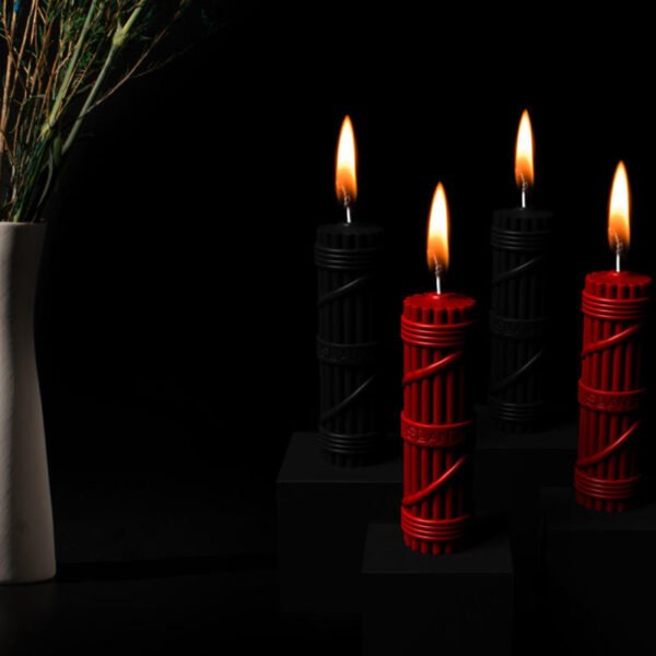 d5e541a7-2f5b-492d-bad4-62e8f56e547e.jpg Manual Low-temperature Wax Dripping Props